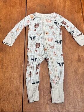 Bamboo Baby Farm Animal Footie One-Piece with Zipper